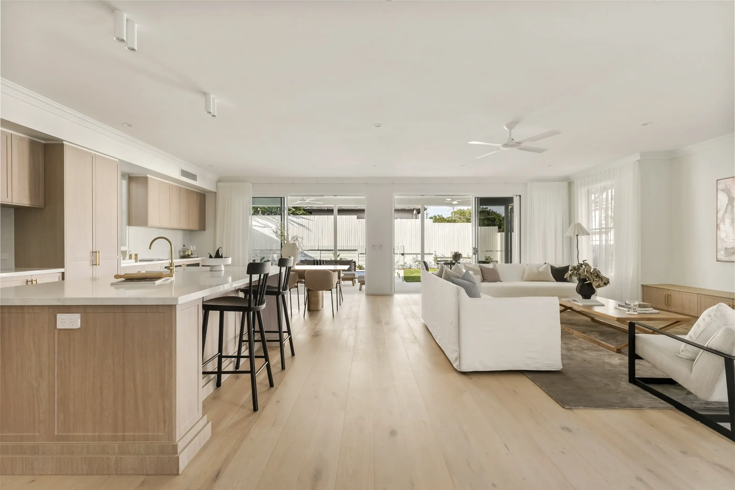 1 Exley St, kedron lounge